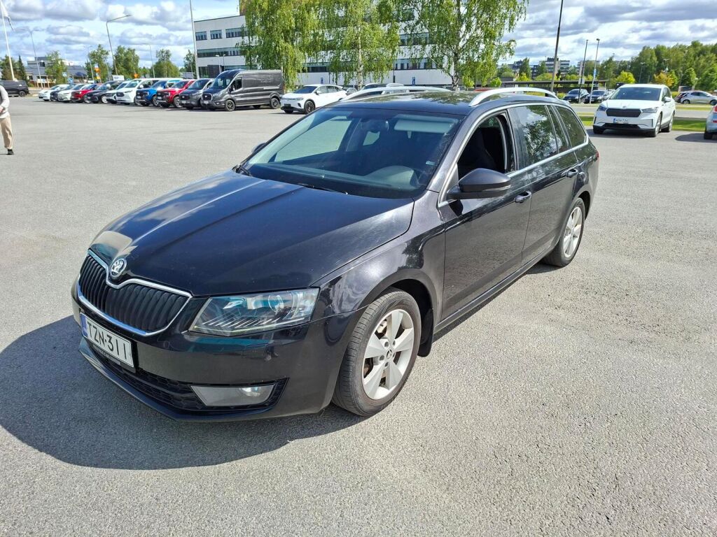 Skoda Octavia 2014 Musta