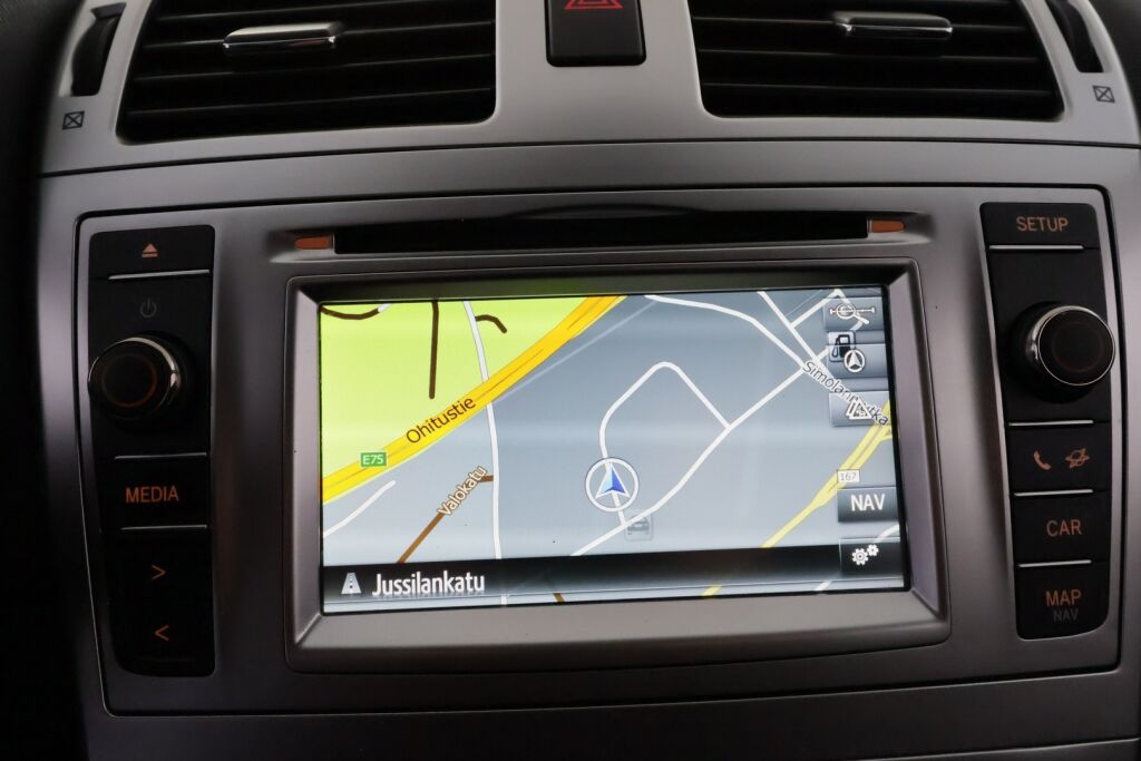 Toyota Avensis 2014 Harmaa