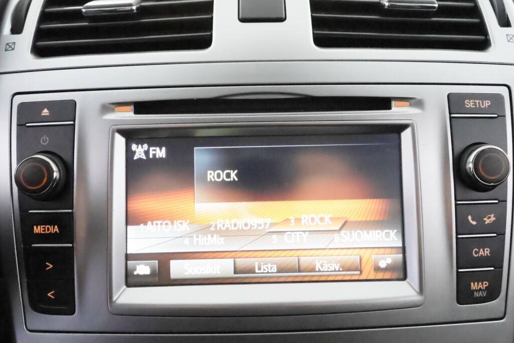 Toyota Avensis 2014 Harmaa