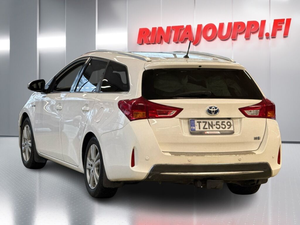 Toyota Auris 2015 Valkoinen