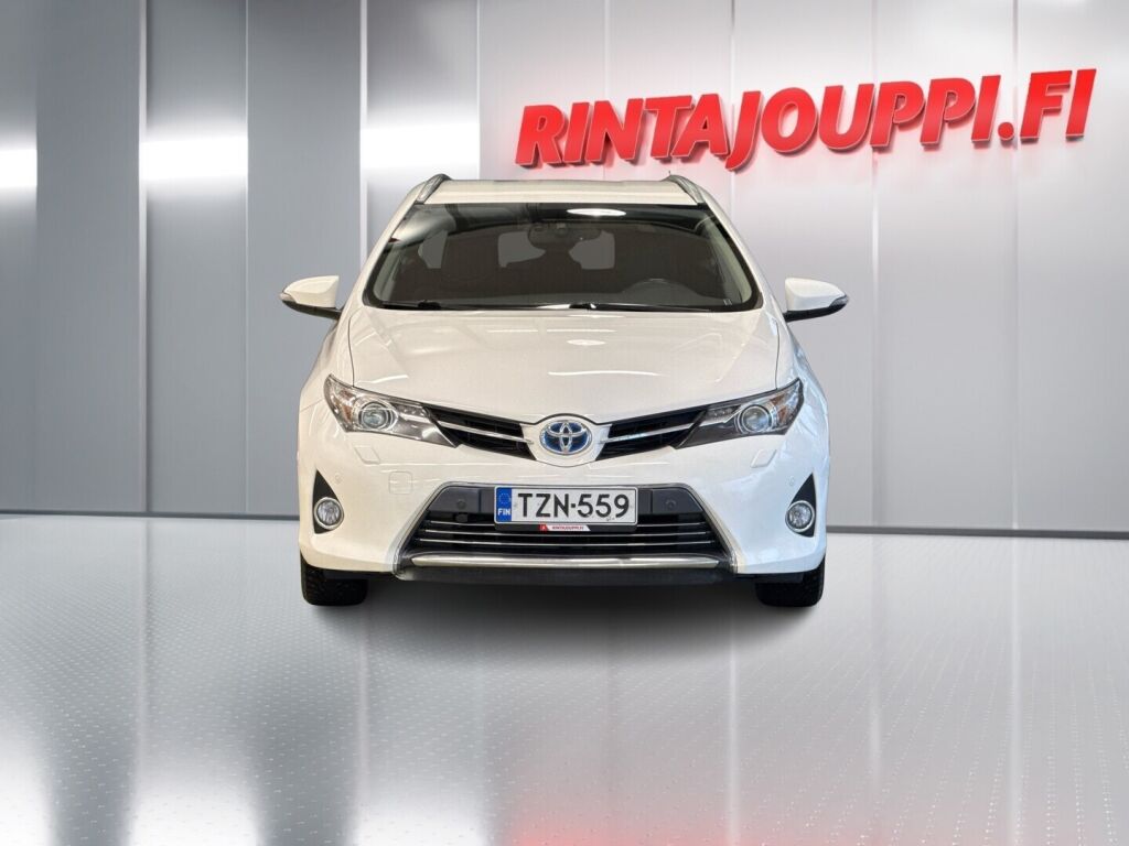 Toyota Auris 2015 Valkoinen