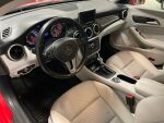 Mercedes-Benz CLA 2015 Punainen