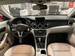 Mercedes-Benz CLA 2015 Punainen