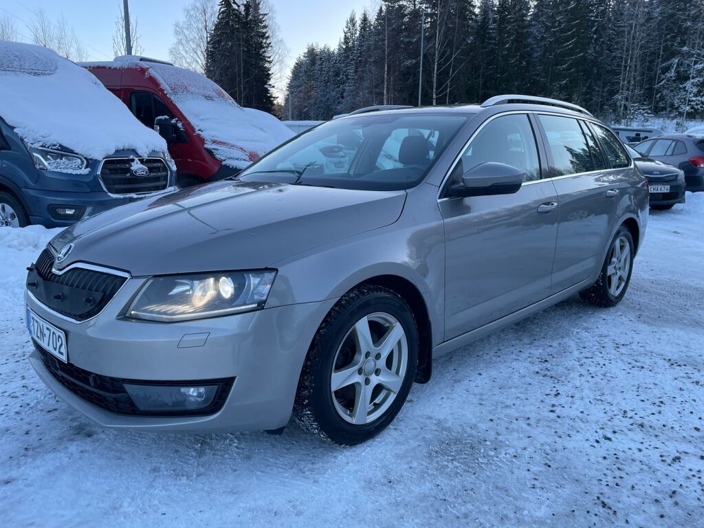 Skoda Octavia 2014 Ruskea (beige)