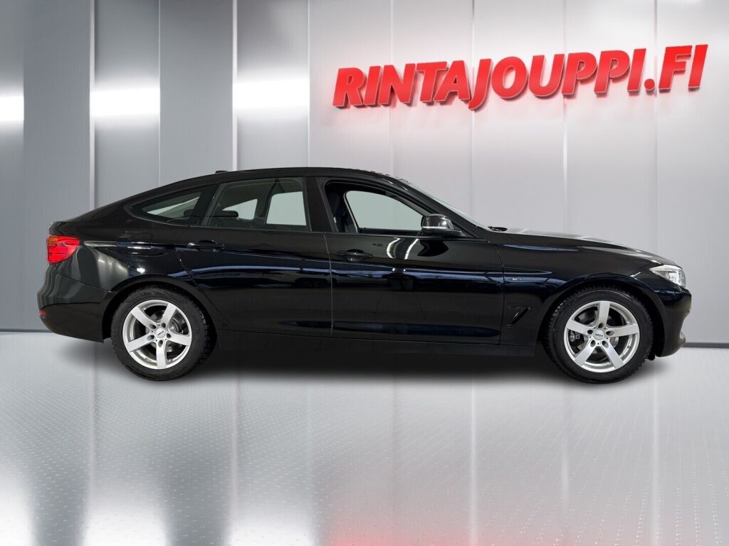 BMW 320 Gran Turismo 2015 Musta