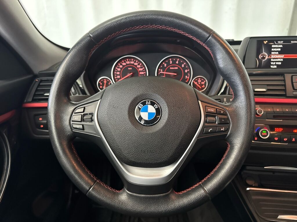 BMW 320 Gran Turismo 2015 Musta