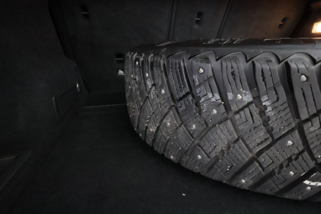 BMW 218 2014 Valkoinen