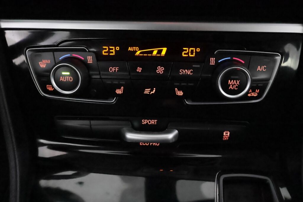 BMW 218 2014 Valkoinen