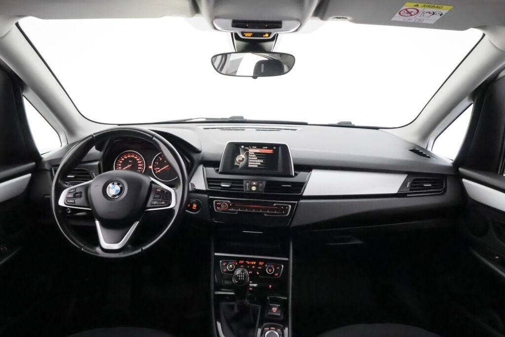 BMW 218 2014 Valkoinen