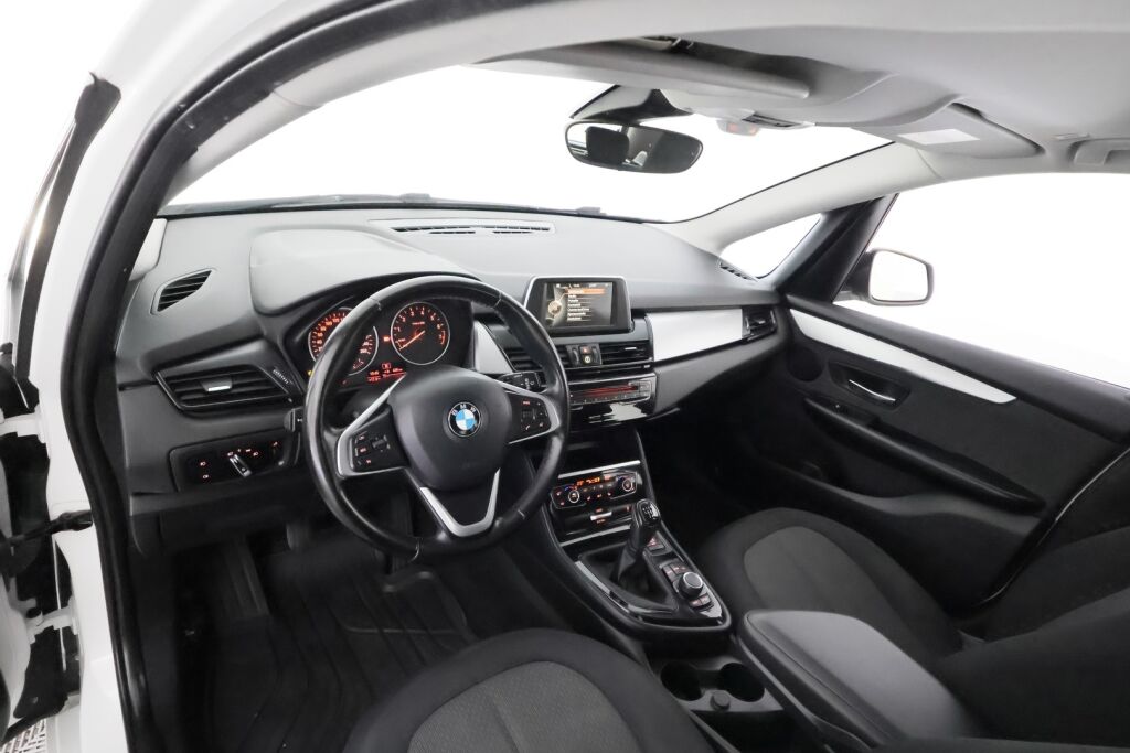 BMW 218 2014 Valkoinen