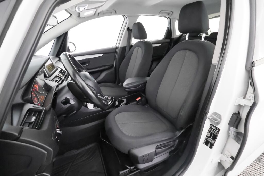 BMW 218 2014 Valkoinen