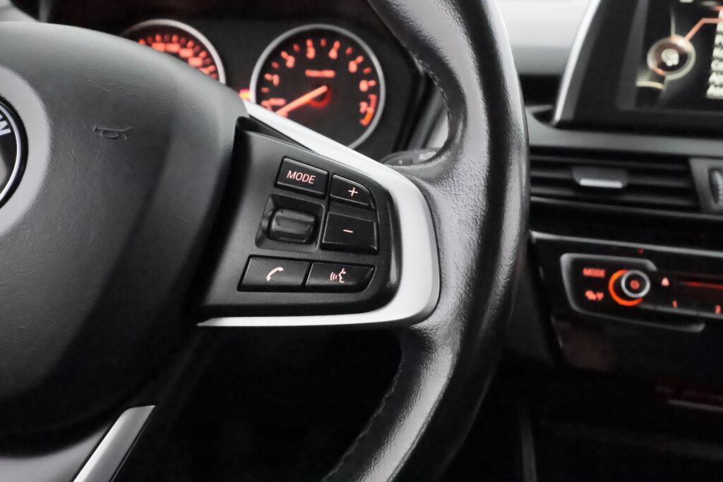 BMW 218 2014 Valkoinen