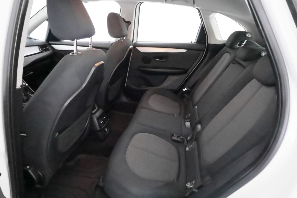 BMW 218 2014 Valkoinen