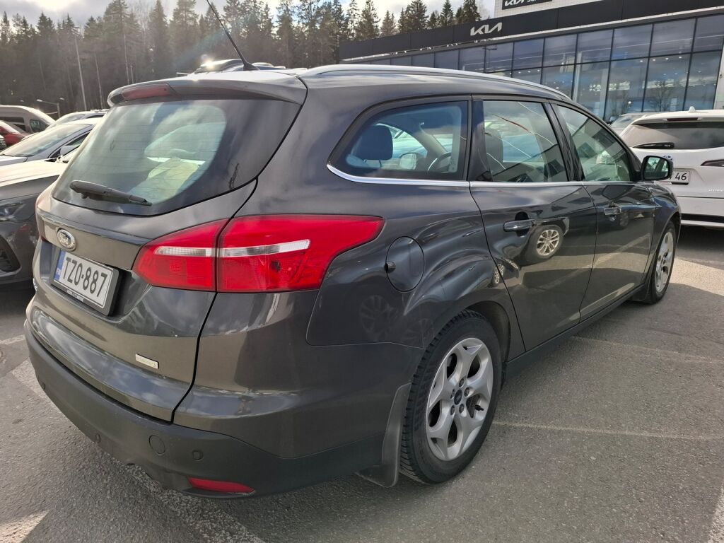 Ford Focus 2015 Harmaa
