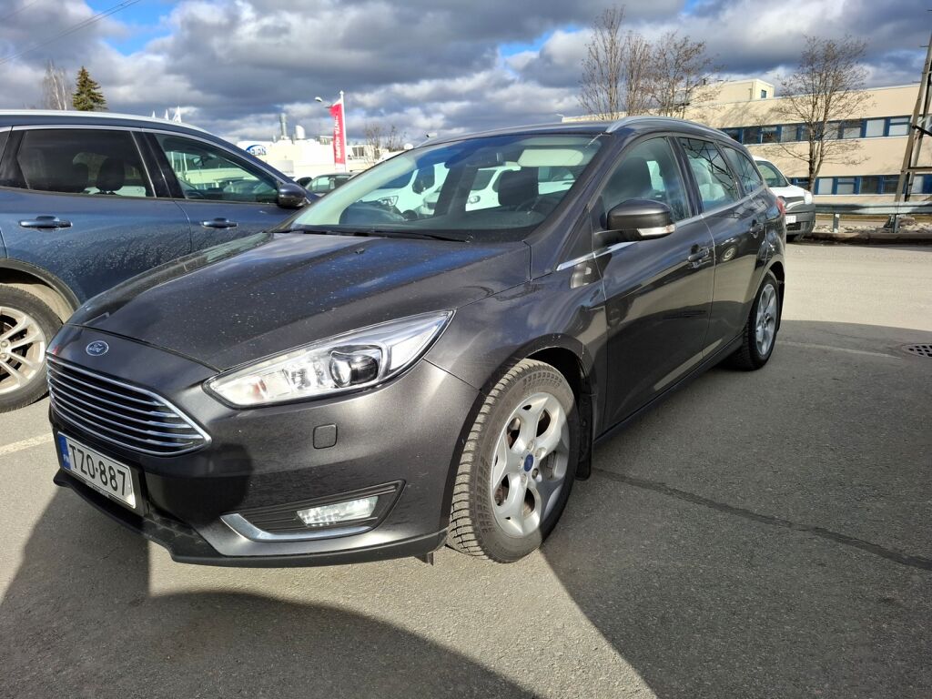 Ford Focus 2015 Harmaa