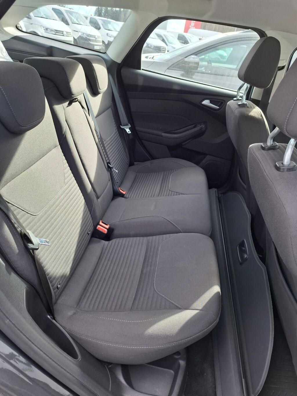 Ford Focus 2015 Harmaa