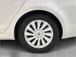 Skoda Octavia 2015 Valkoinen