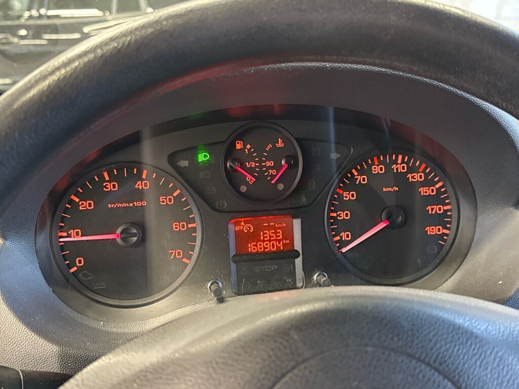 Toyota Proace 2016 Musta