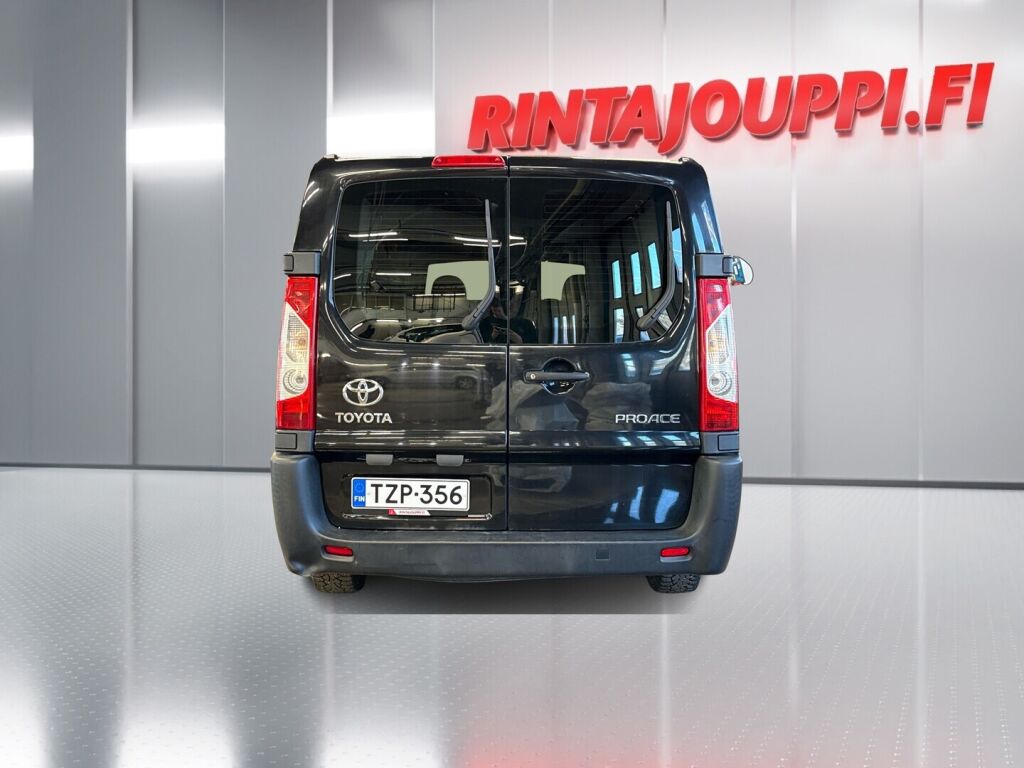 Toyota Proace 2016 Musta