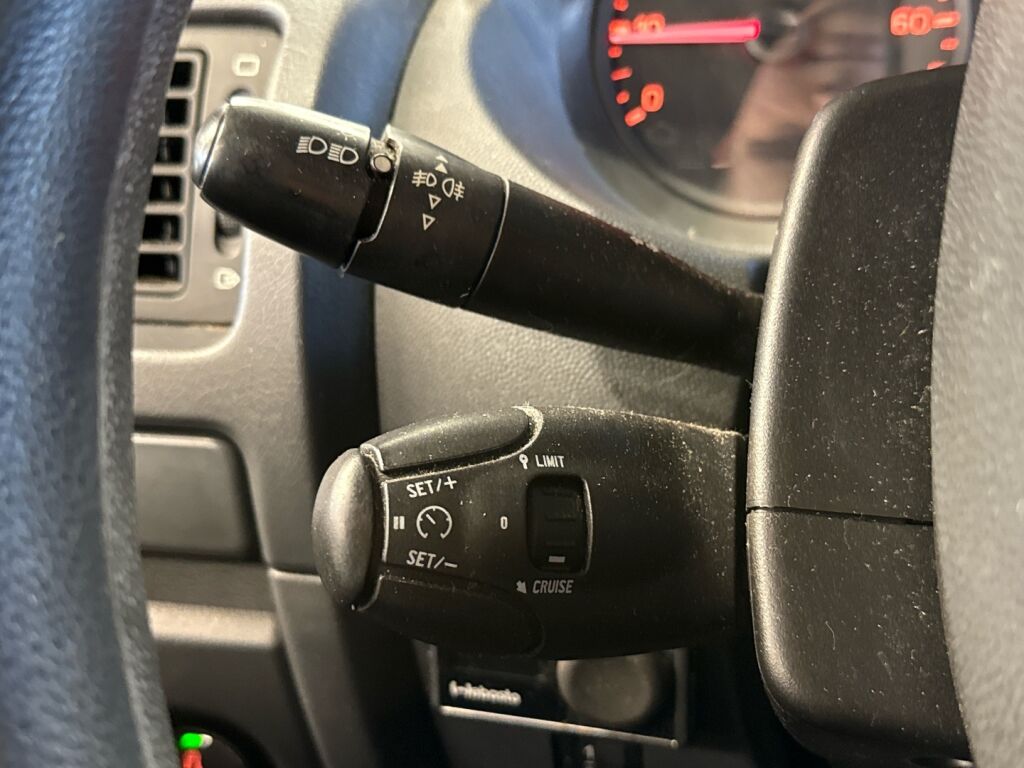 Toyota Proace 2016 Musta