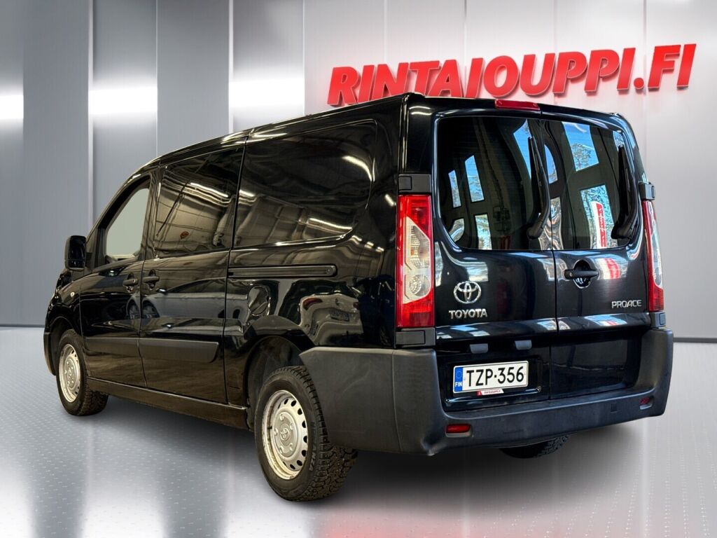 Toyota Proace 2016 Musta