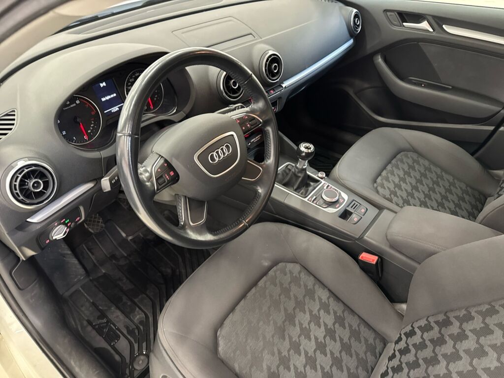 Audi A3 2015 Valkoinen