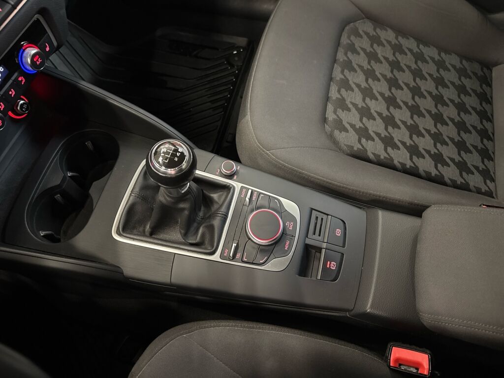 Audi A3 2015 Valkoinen