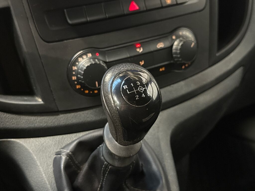 Mercedes-Benz Vito 2015 Valkoinen