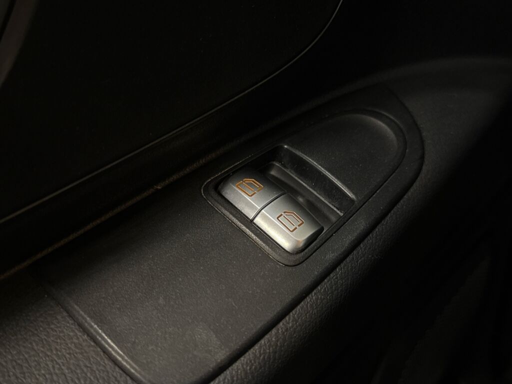 Mercedes-Benz Vito 2015 Valkoinen