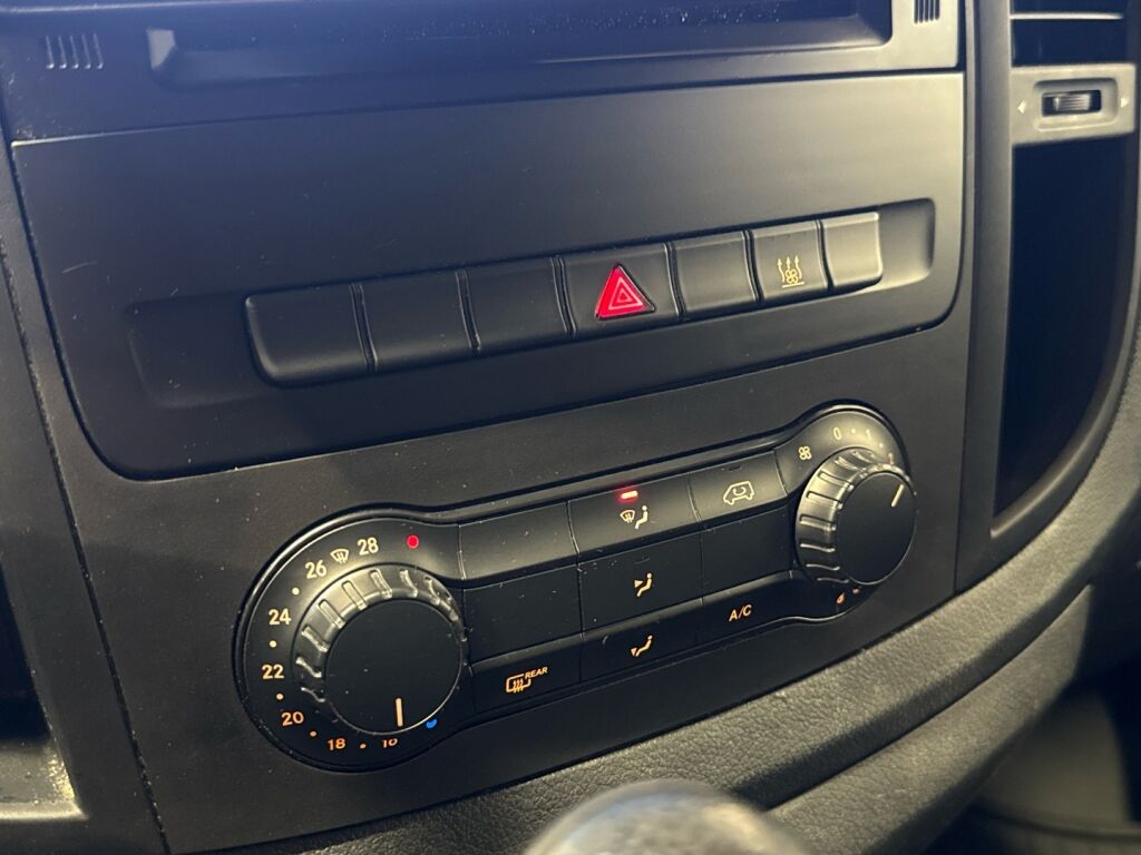 Mercedes-Benz Vito 2015 Valkoinen