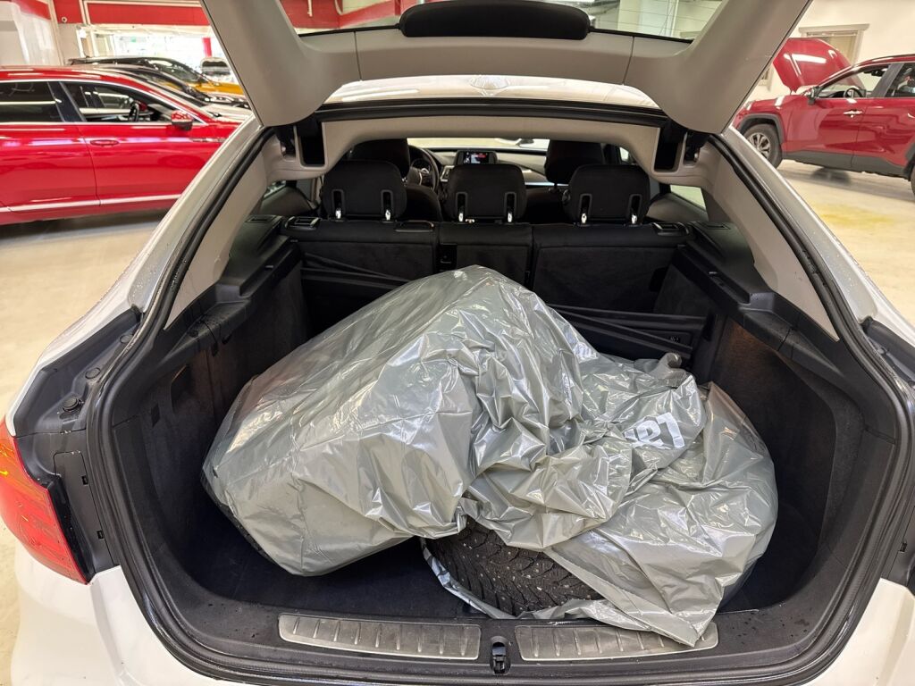 BMW 320 Gran Turismo 2015 Valkoinen