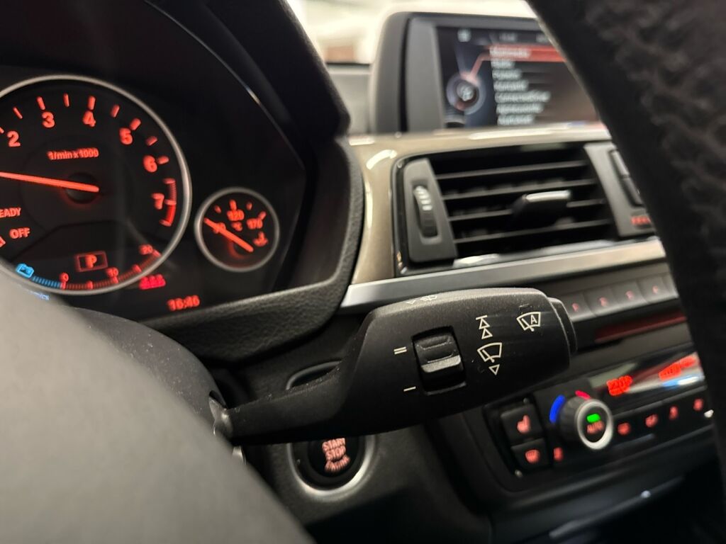 BMW 320 Gran Turismo 2015 Valkoinen