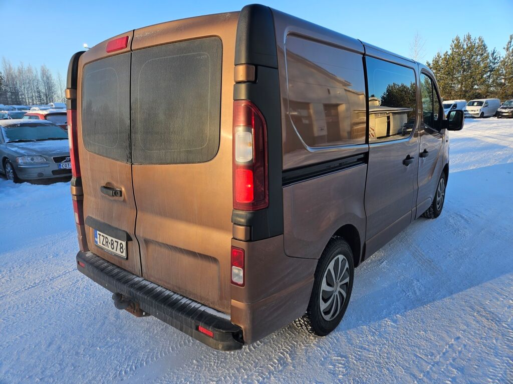 Opel Vivaro 2015 Ruskea (beige)