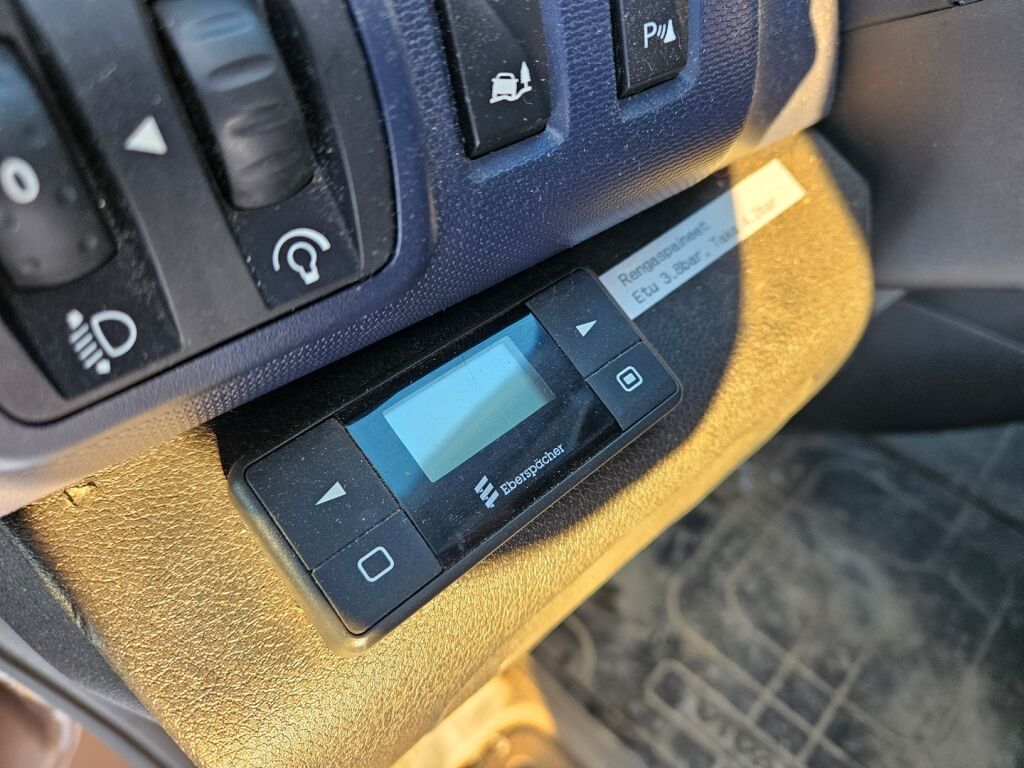 Opel Vivaro 2015 Ruskea (beige)