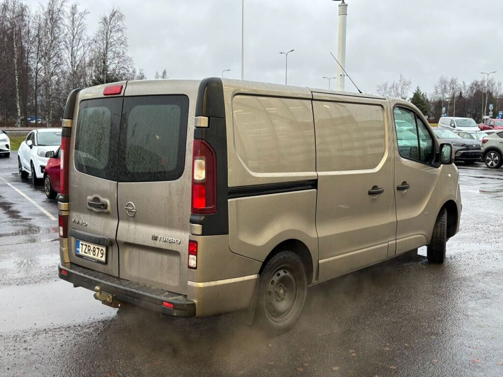 Opel Vivaro 2015 Ruskea (beige)