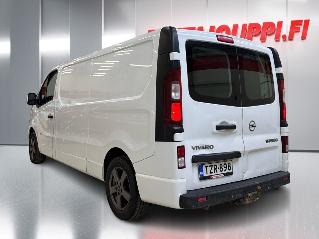 Opel Vivaro 2015 Valkoinen