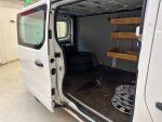 Opel Vivaro 2015 Valkoinen