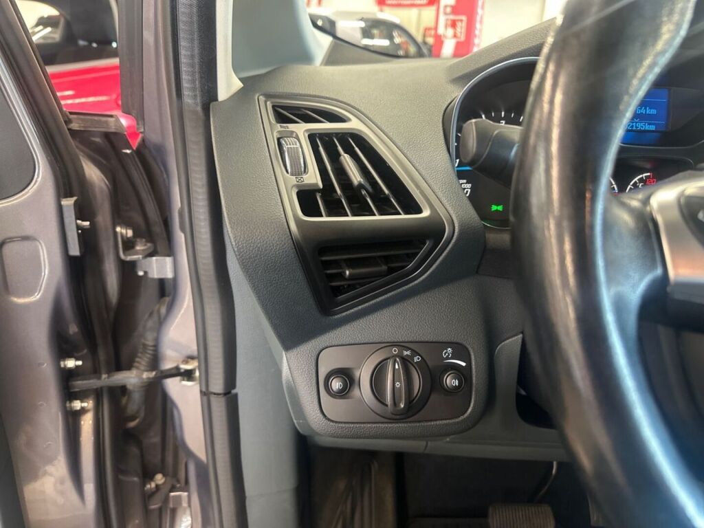 Ford Grand C-Max 2015 Ruskea (beige)