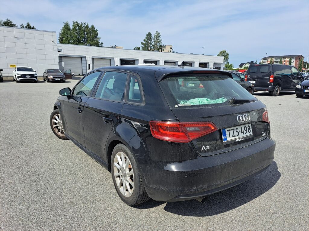 Audi A3 2015 Musta
