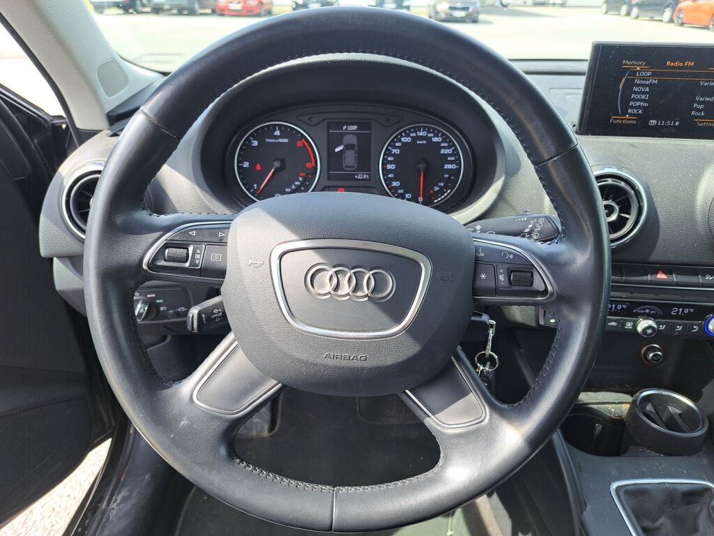 Audi A3 2015 Musta