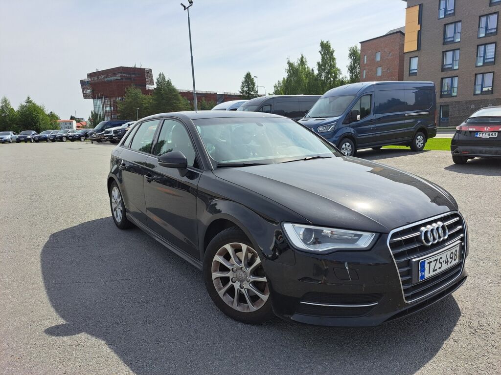 Audi A3 2015 Musta