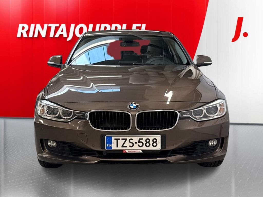 BMW 320 2015 Ruskea (beige)