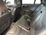 Volvo V60 2015 Musta