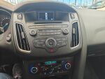 Ford Focus 2015 Valkoinen