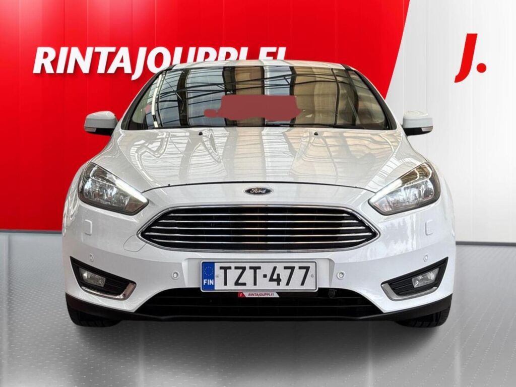 Ford Focus 2015 Valkoinen