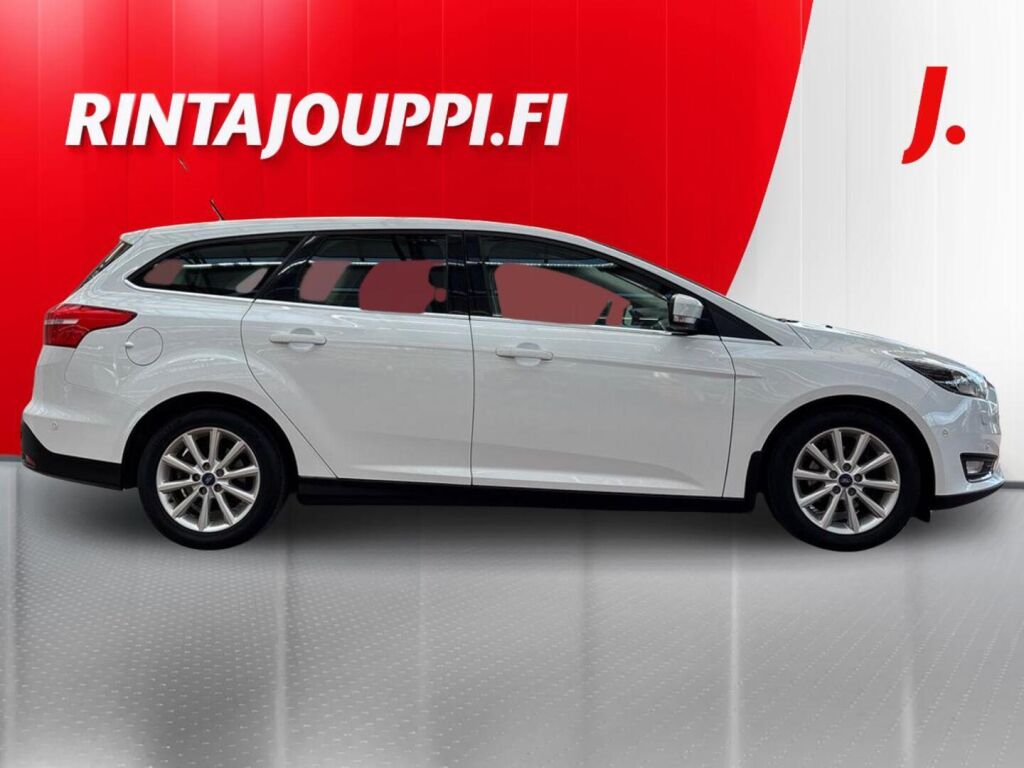 Ford Focus 2015 Valkoinen