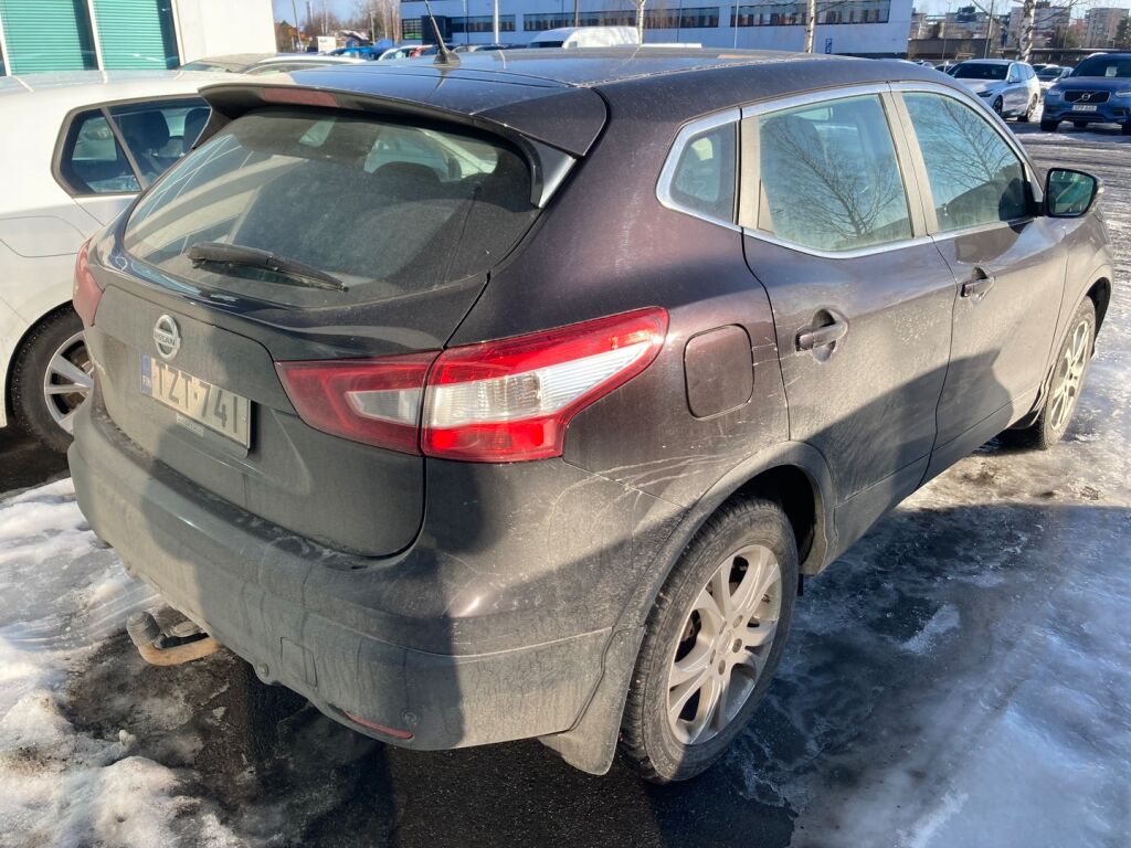 Nissan Qashqai 2015 Metallinhohto Violetti