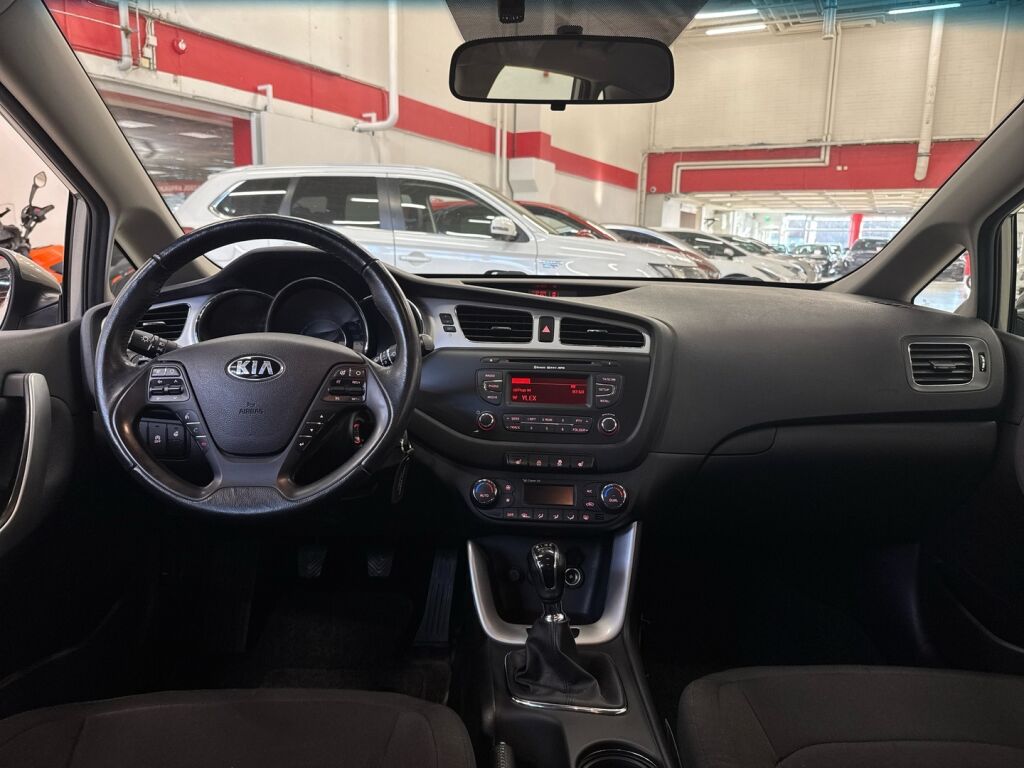 Kia Ceed 2015 Hopea