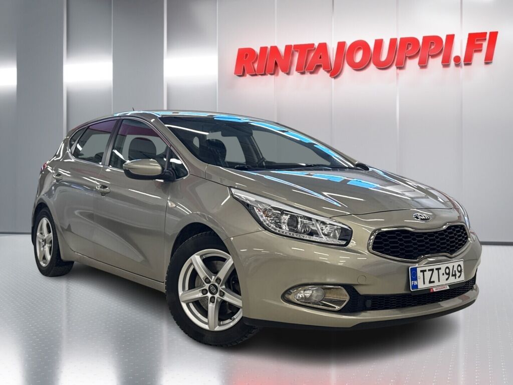 Kia Ceed 2015 Hopea