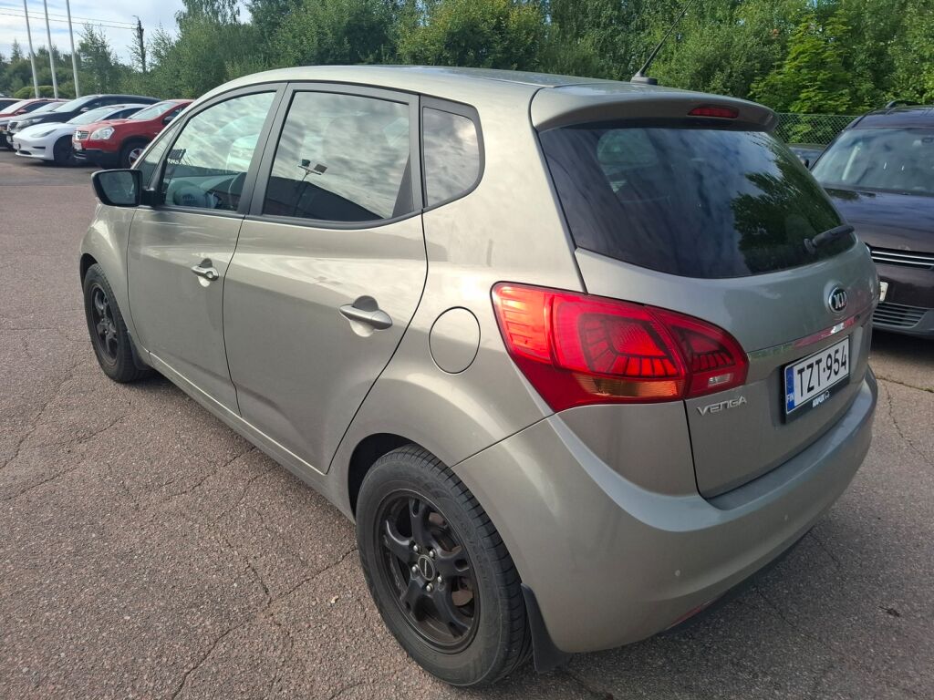 Kia Venga 2015 Hopea